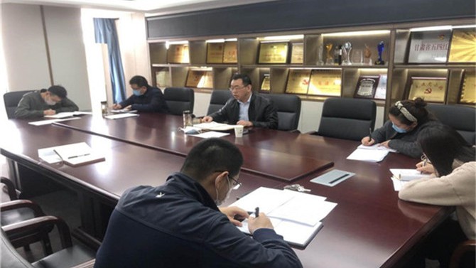 黨群工作部傳達學習公司一屆二次職代會、 經(jīng)營工作會會議精神