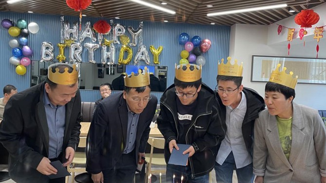 時(shí)光荏苒，成長(zhǎng)置業(yè)相伴